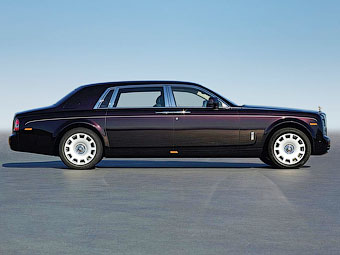 Удлиненный Rolls-Royce Phantom обновился в Китае